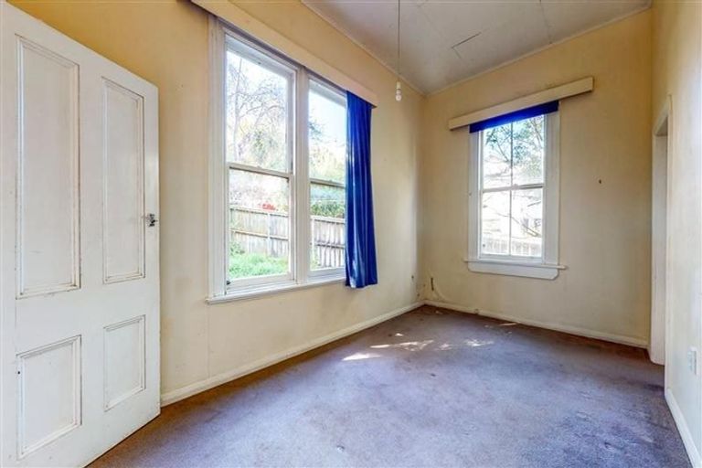 Photo of property in 33 Nairn Street, Mount Cook, Wellington, 6011