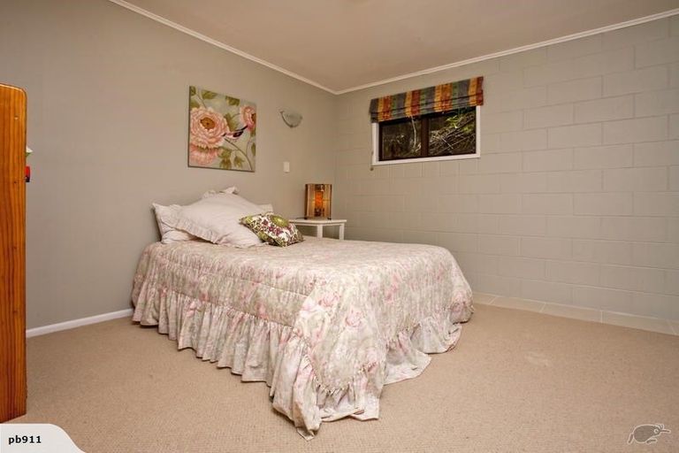 Photo of property in 20 Trelawny Place, Hillcrest, Auckland, 0627