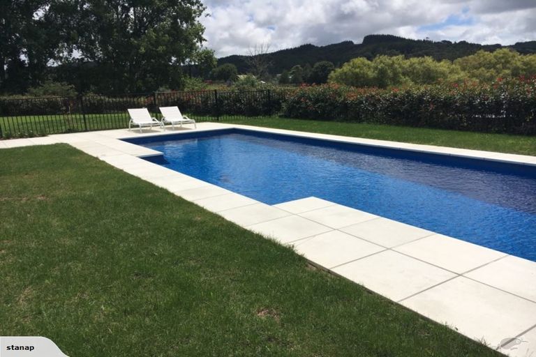 Photo of property in 255 Ararimu Valley Road, Helensville, Waimauku, 0882