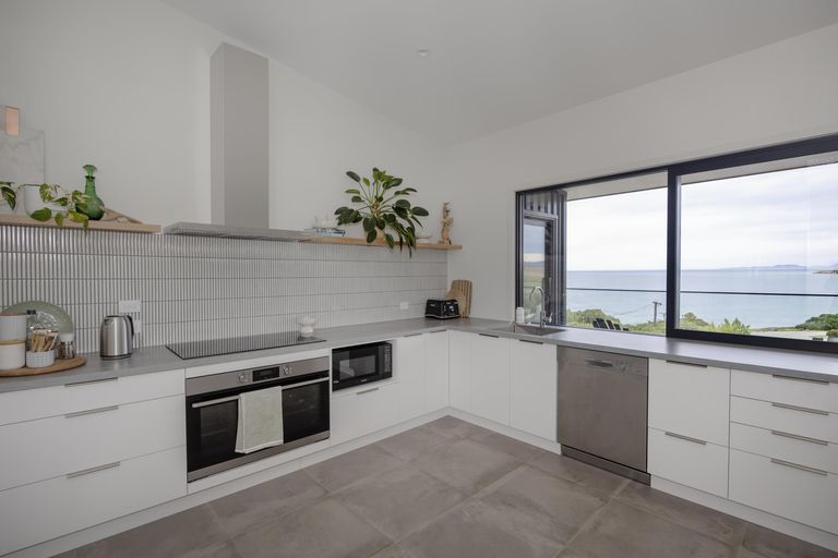 Photo of property in 30 Chambers Street, Kakanui, Oamaru, 9495