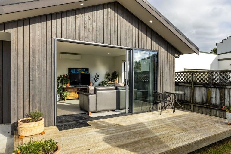 Photo of property in 32a Tokomaru Street, Welbourn, New Plymouth, 4312