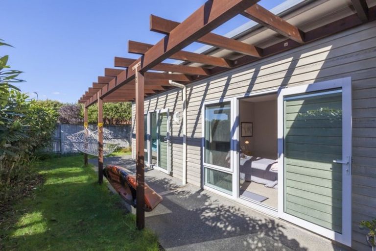 Photo of property in 2 Beckett Lane, Raumati Beach, Paraparaumu, 5032