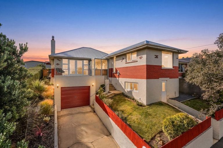 Photo of property in 23 Mckerrow Street, Shiel Hill, Dunedin, 9013
