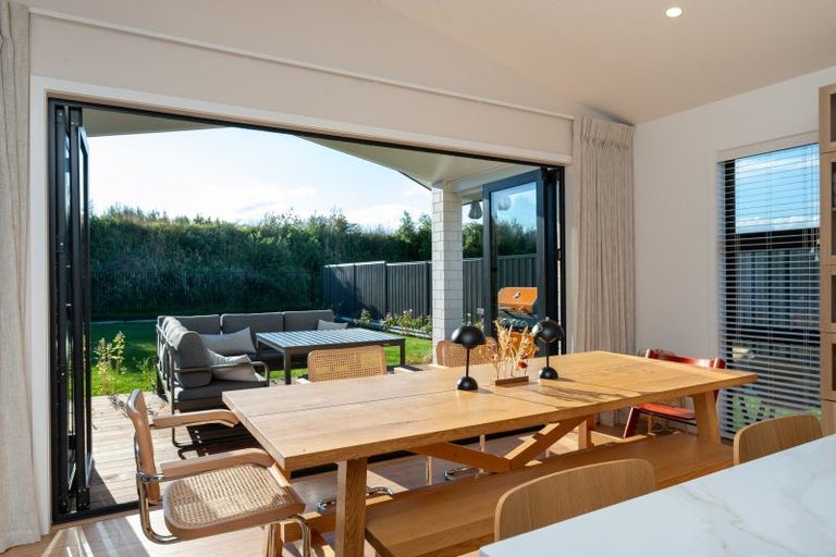 Photo of property in 25 Arihi Crescent, Frimley, Hastings, 4120
