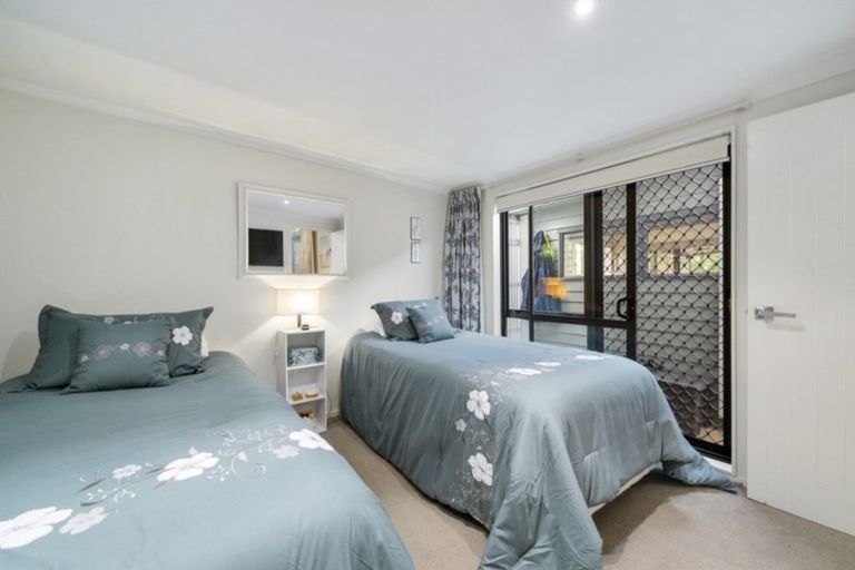 Photo of property in 20 Kereru Street, Waikanae, 5036