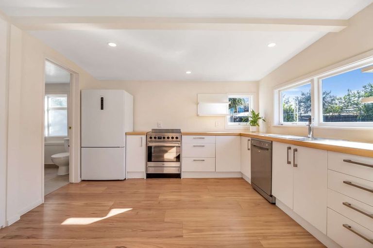 Photo of property in 54 Marriotts Road, North New Brighton, Christchurch, 8083