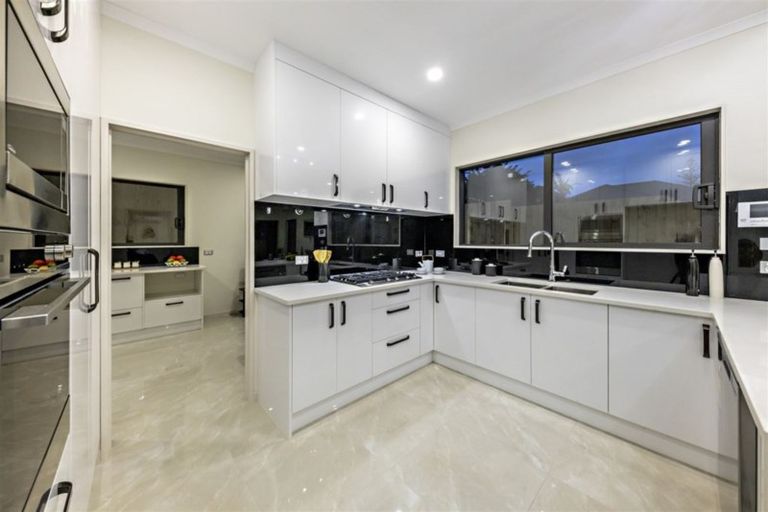 Photo of property in 4 Nanleen Rise, Manurewa, Auckland, 2105
