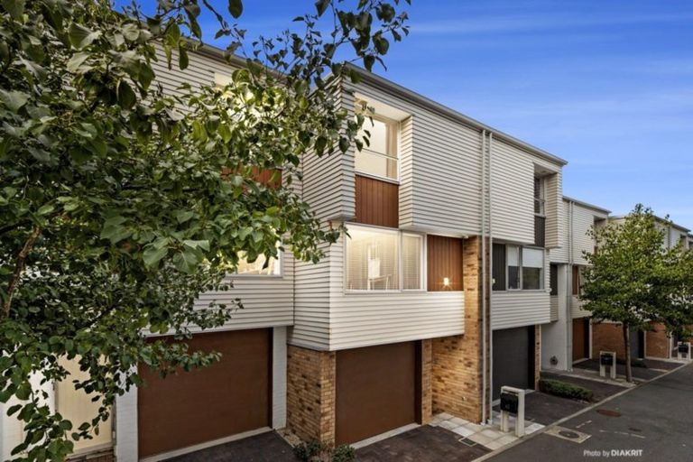 Photo of property in Altar Apartments, 62/120u Rintoul Street, Newtown, Wellington, 6021