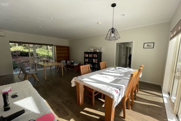 Photo of property in 12 Oakford Park Crescent, Greenhithe, Auckland, 0632