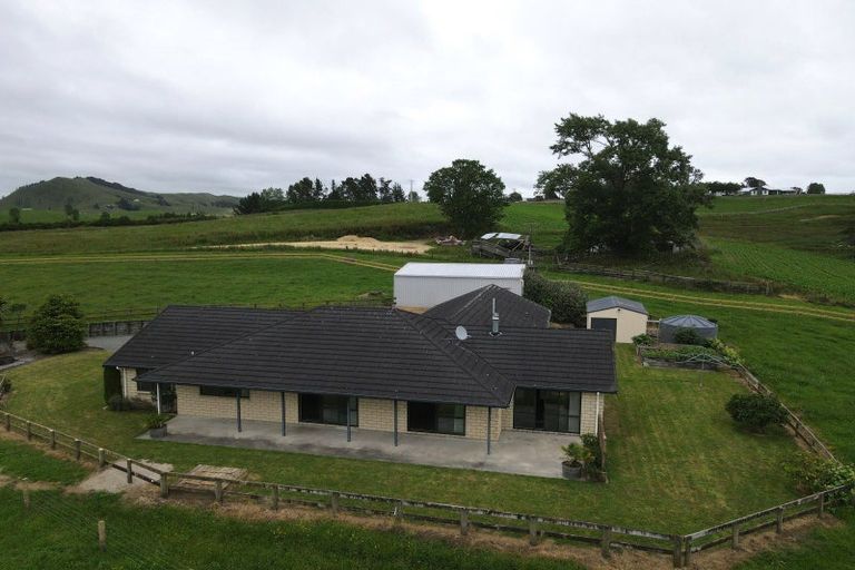 Photo of property in 196 Happy Valley Road, Owhiro Bay, Wellington, 6023