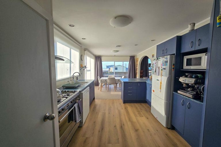 Photo of property in 32 Costello Crescent, Pukehina, Te Puke, 3189