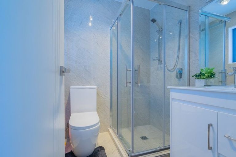 Photo of property in 501c Massey Road, Mangere, Auckland, 2022