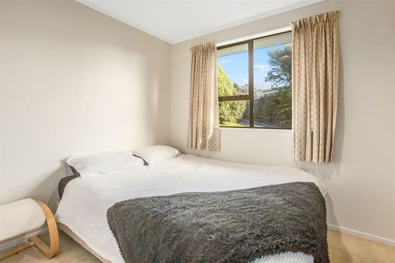 Photo of property in 32a Transom Close, Whitby, Porirua, 5024