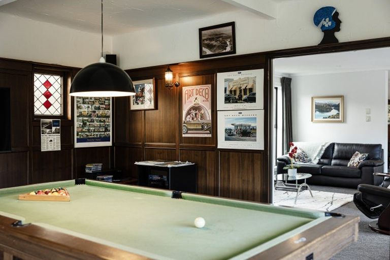 Photo of property in 215 Bay View Road, Saint Clair, Dunedin, 9012