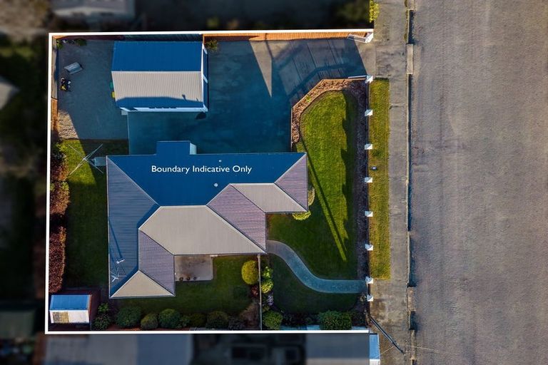 Photo of property in 16 George Street, Waimate, 7924