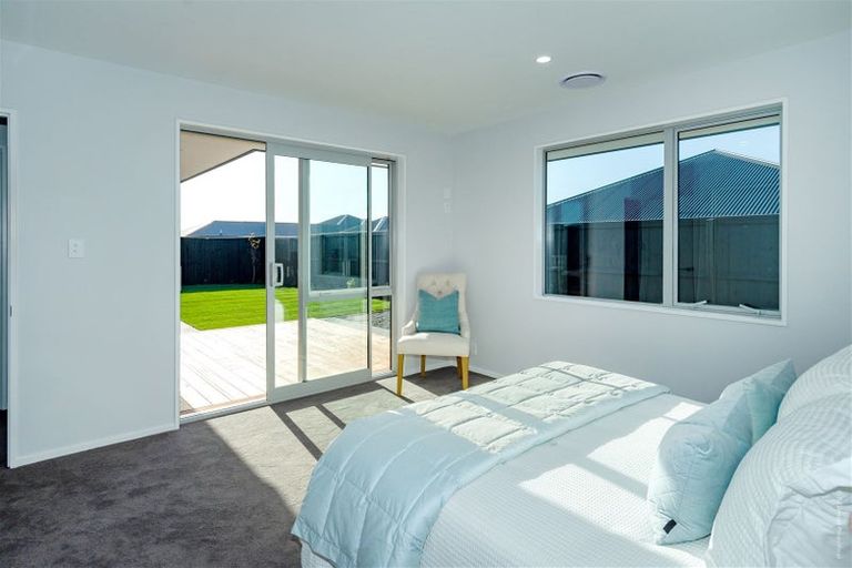 Photo of property in 5 Migratory Lane, Rolleston, 7615