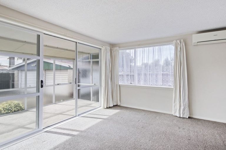 Photo of property in 2/14 Claymore Street, Woolston, Christchurch, 8062