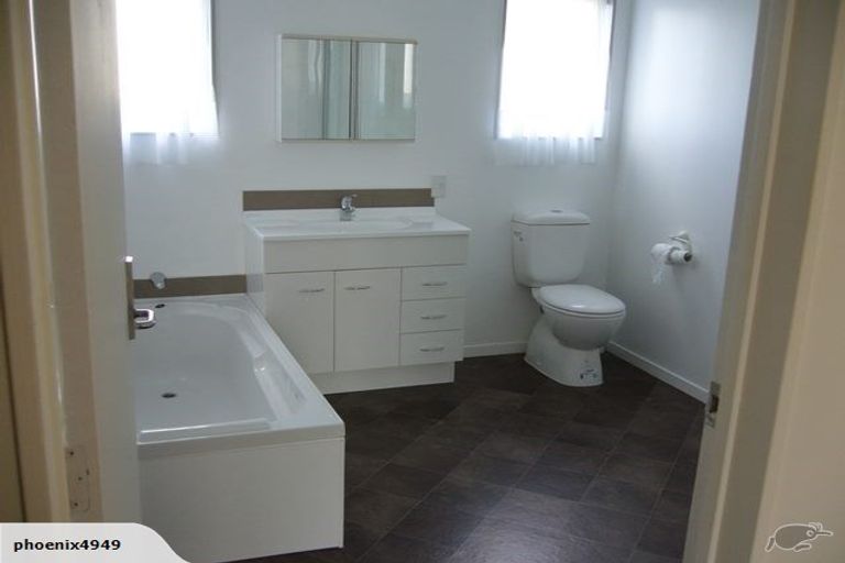 Photo of property in 84b Tawa Street, Melville, Hamilton, 3206