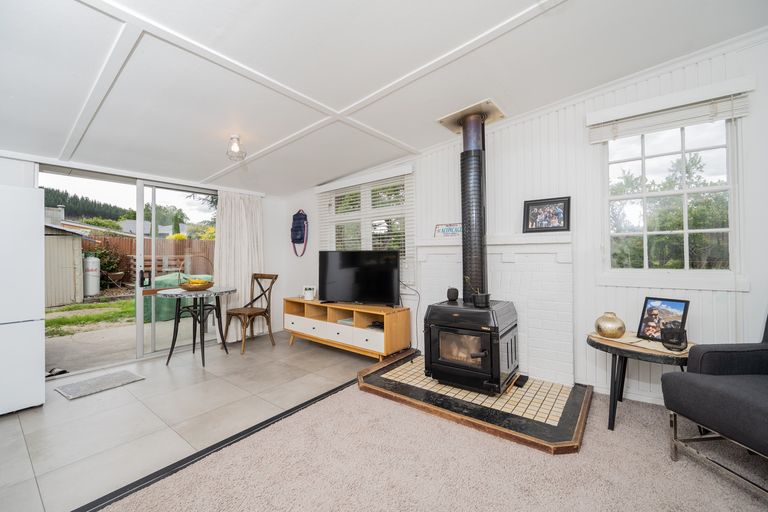 Photo of property in 6 Blyth Street, Clyde, 9330