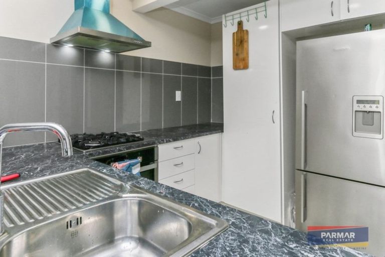 Photo of property in 64 Reynella Drive, Massey, Auckland, 0614