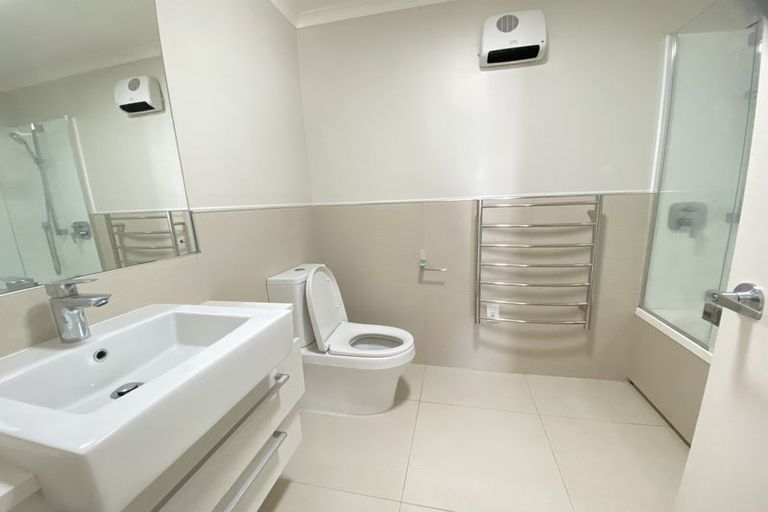 Photo of property in 39 Haddington Drive, Flat Bush, Auckland, 2019