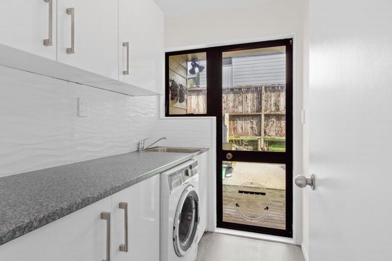 Photo of property in 64 Langana Avenue, Browns Bay, Auckland, 0630