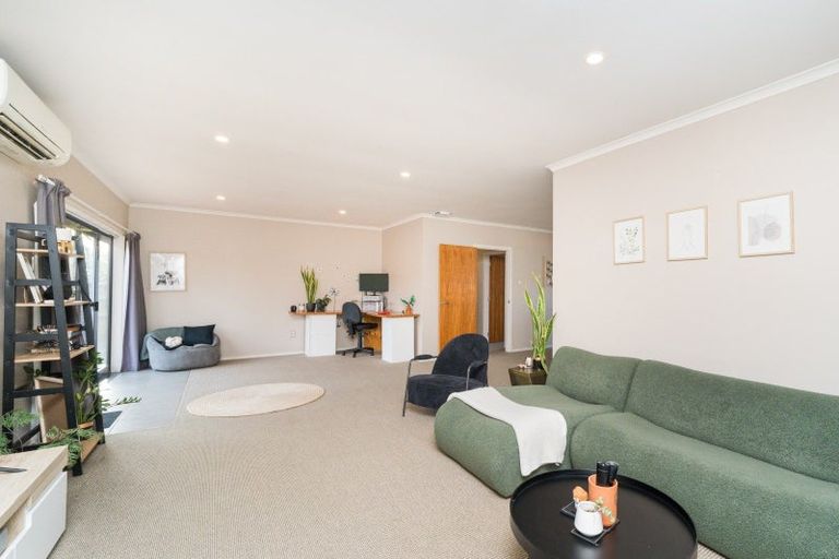 Photo of property in 74 Lincoln Street, Ashhurst, 4810