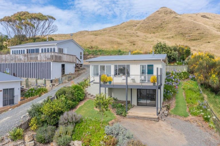 Photo of property in 12 Beach Road, Porangahau, 4293