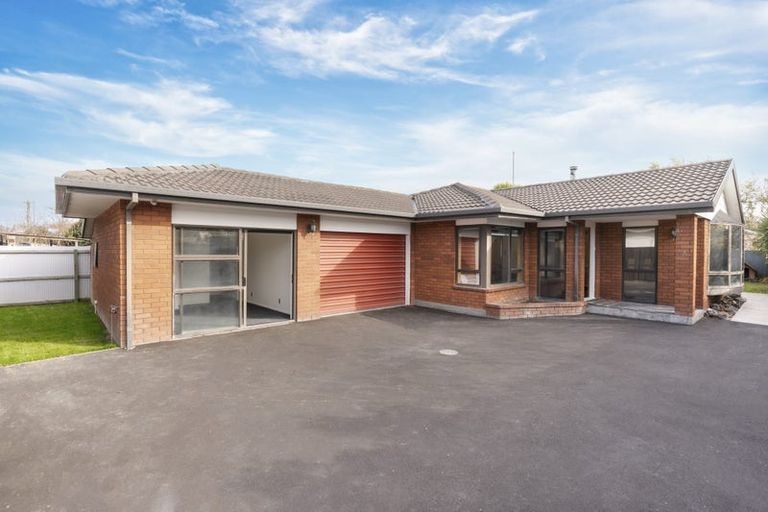 Photo of property in 2/437 Greers Road, Bishopdale, Christchurch, 8053