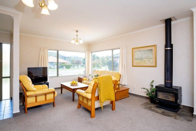 Photo of property in 67 Kensington Drive, Taradale, Napier, 4112