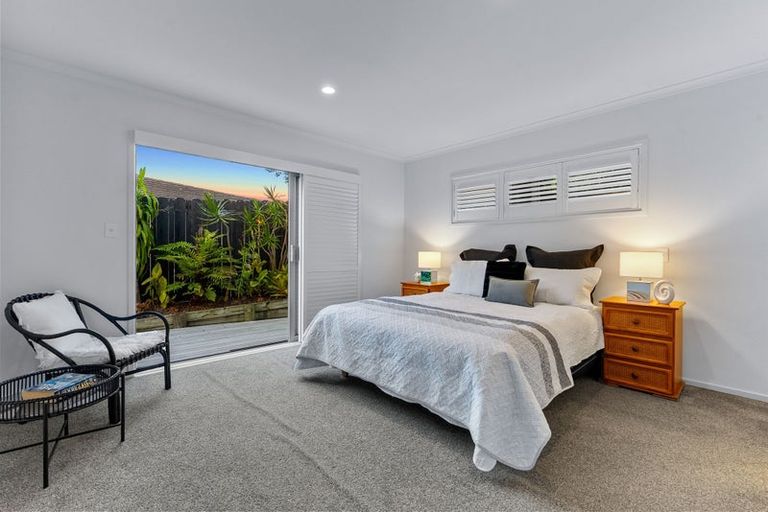 Photo of property in 371 Millwater Parkway, Silverdale, 0932