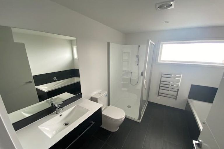 Photo of property in 160a Navigation Drive, Whitby, Porirua, 5024