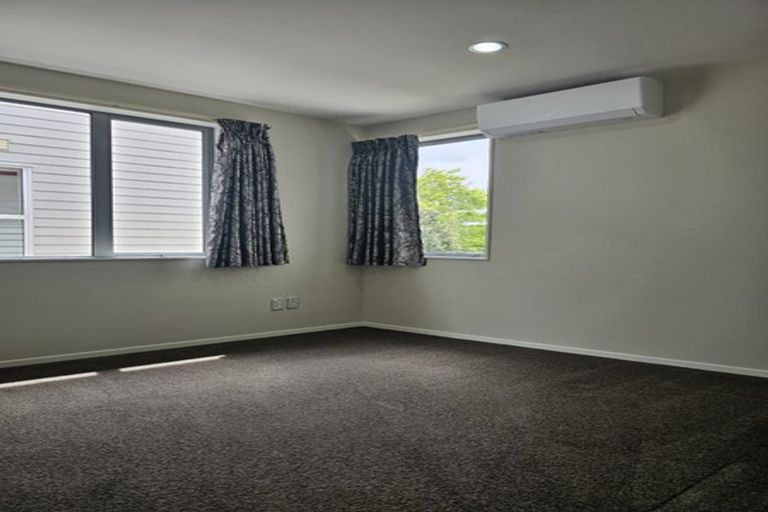 Photo of property in 4 Mcginty Street, Takanini, 2112