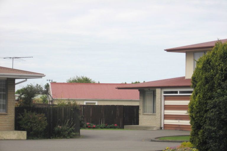 Photo of property in 1/260 Harewood Road, Bishopdale, Christchurch, 8053