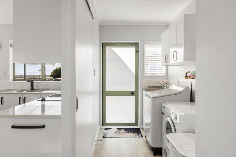 Photo of property in 73 Osprey Drive, Welcome Bay, Tauranga, 3112