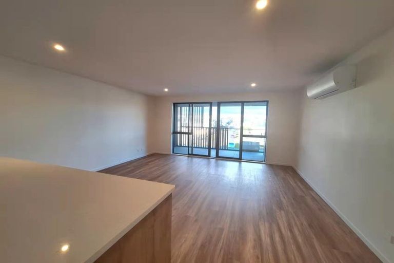 Photo of property in 202/5 Dishys Road, Flat Bush, Auckland, 2019