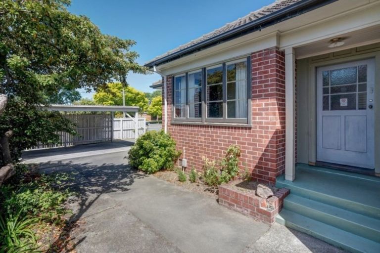 Photo of property in 17 Kerrs Road, Linwood, Christchurch, 8062