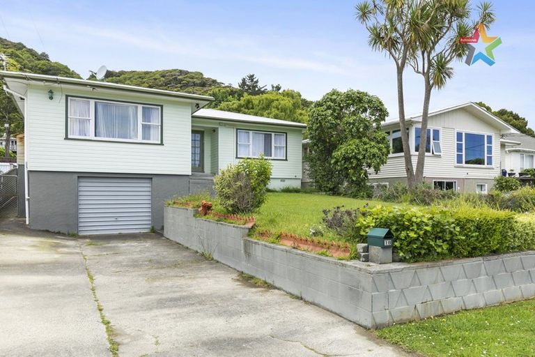 Photo of property in 10 Isabel Grove, Wainuiomata, Lower Hutt, 5014
