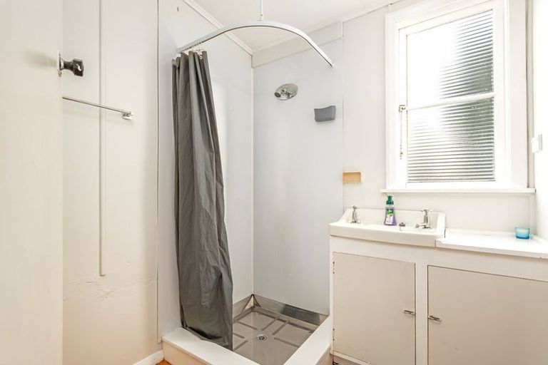 Photo of property in 24 Nuku Street, Tangimoana, 4822