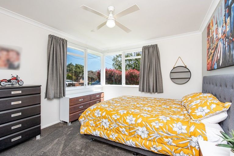 Photo of property in 3 Martin Street, Waikanae, 5036