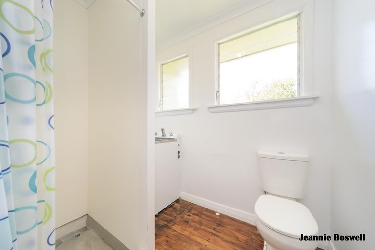 Photo of property in 22a Roberts Line, Kelvin Grove, Palmerston North, 4414