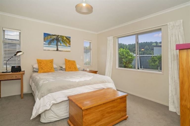 Photo of property in 10 Dotterel Place, Whitianga, 3510