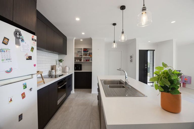 Photo of property in 2 Moule Street, Kihikihi, Te Awamutu, 3800