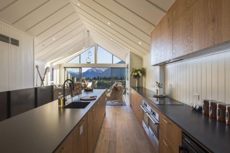 Photo of property in 27/u2 Panorama Terrace, Queenstown, 9300