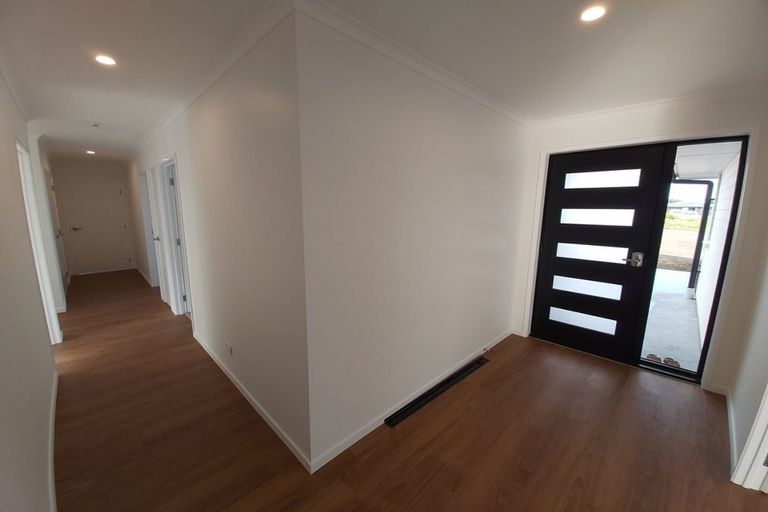 Photo of property in 9c Desmond Place, Bell Block, New Plymouth, 4312
