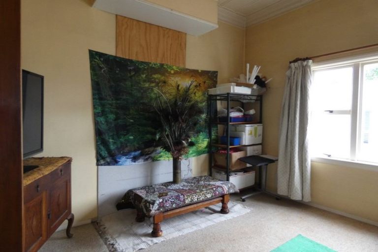 Photo of property in 129 Hall Street, Hokitika, 7810