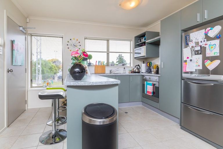 Photo of property in St Claire Village, 179/172 Mcleod Road, Te Atatu South, Auckland, 0610