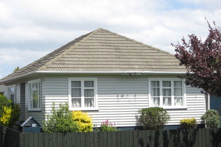 Photo of property in 10 Dunedin Street, Redwood, Christchurch, 8051