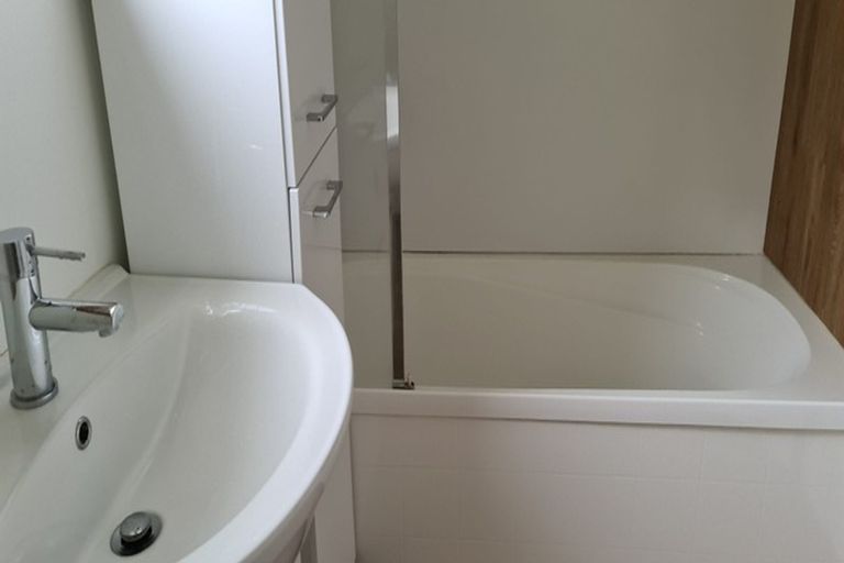 Photo of property in 17 Ravi Street, Khandallah, Wellington, 6035