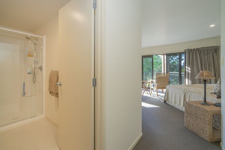 Photo of property in 49 Mount Avenue, Pauanui, Hikuai, 3579